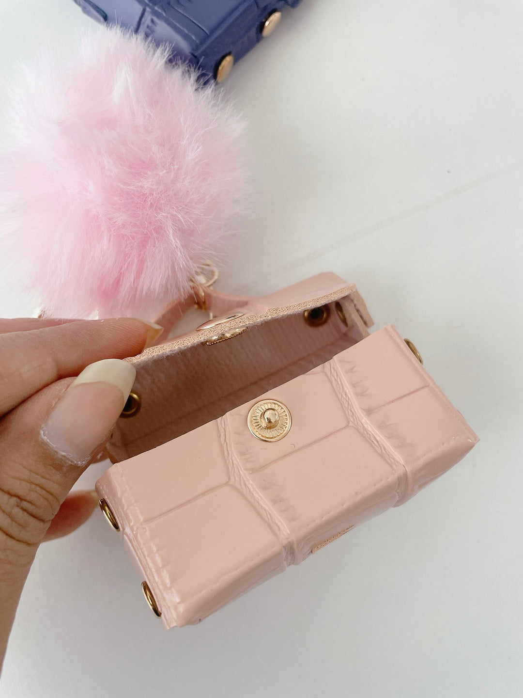 Luxe Lil Purse – Pompom Coin Pouch Keychain