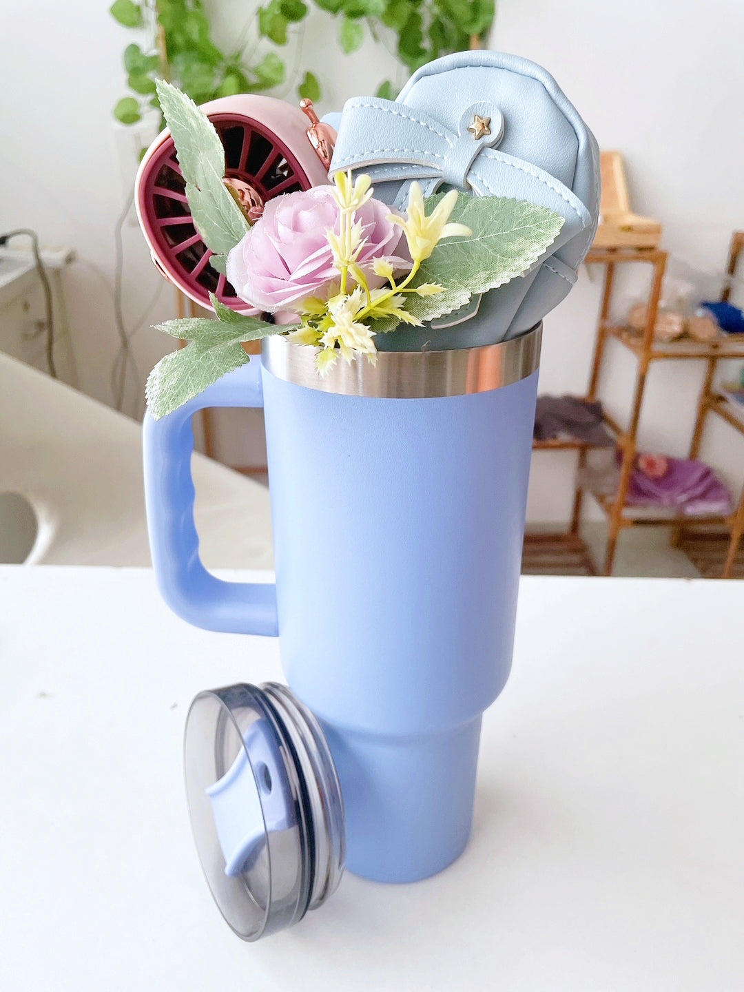 Tumbler Bouquet Gift Set for Her – A Pocketful of Joy in Pastel Hues