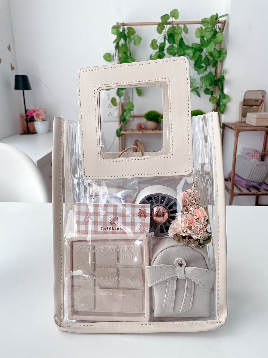 The Minimal Muse Gift Bag