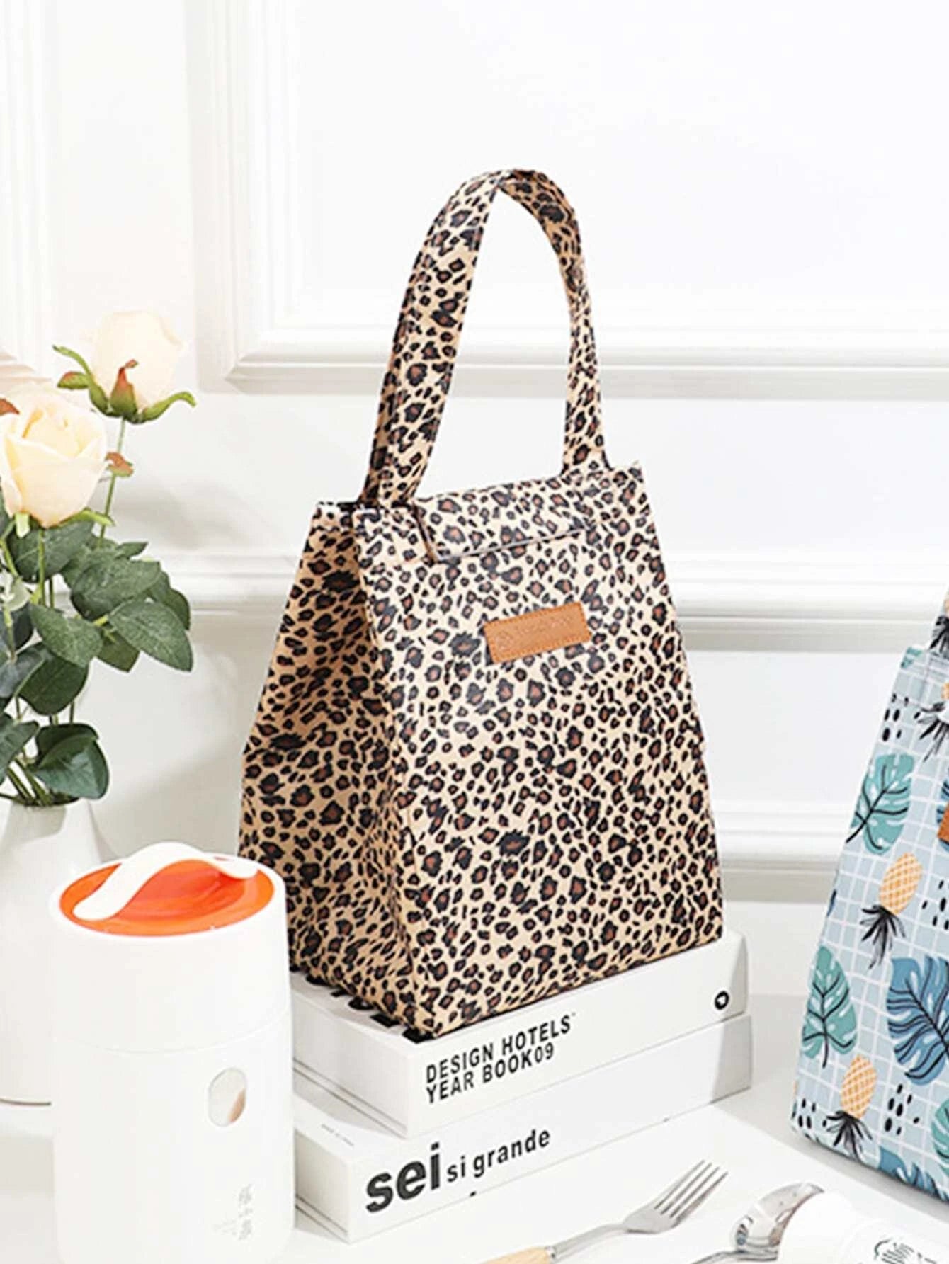 Chic & stylish insulated Lunch bags  Available in various designs – Supple  Room