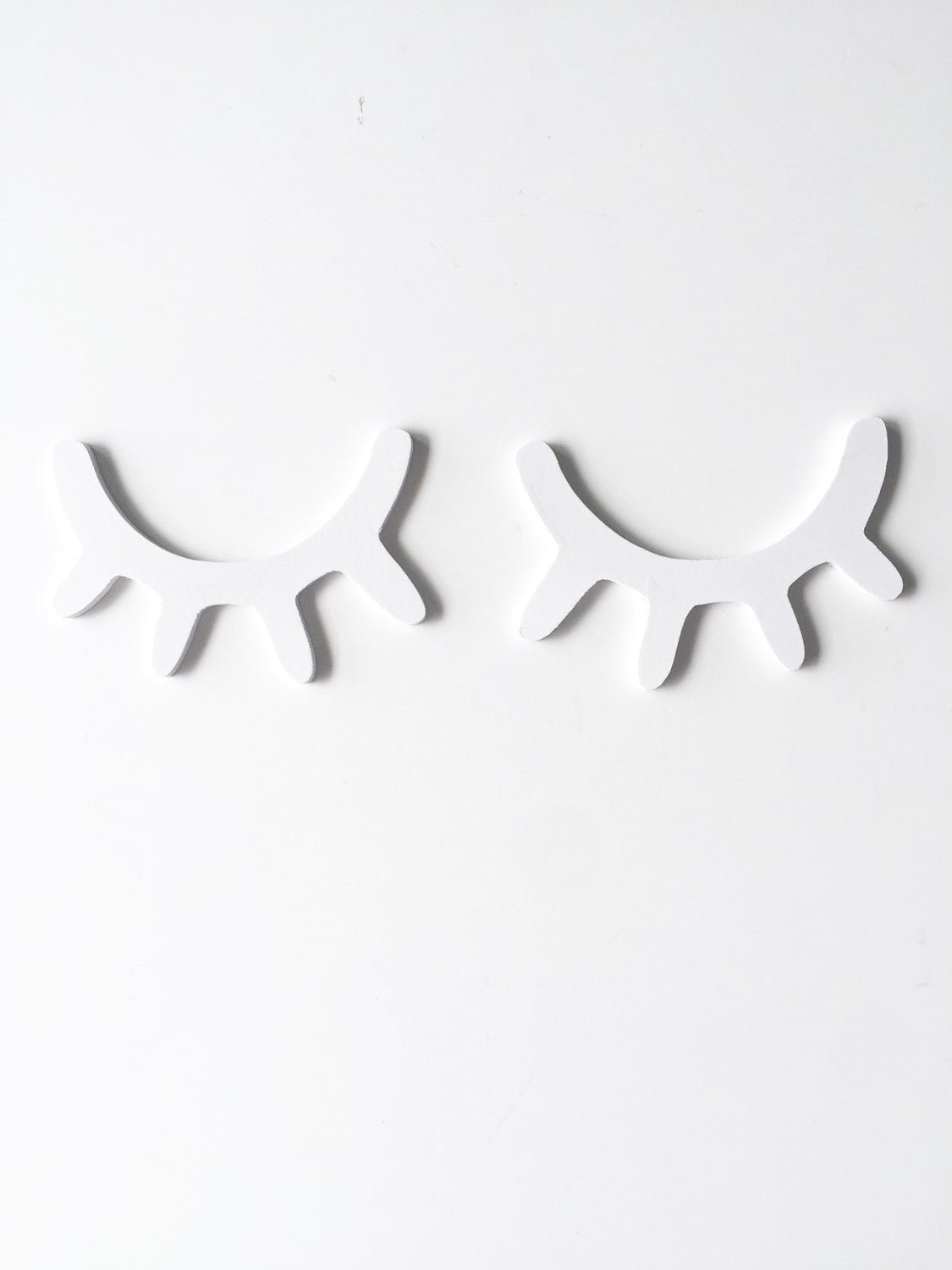Wooden pair of Dreamy Eyelashes Wall decor | 6"x 4" - Supple Room