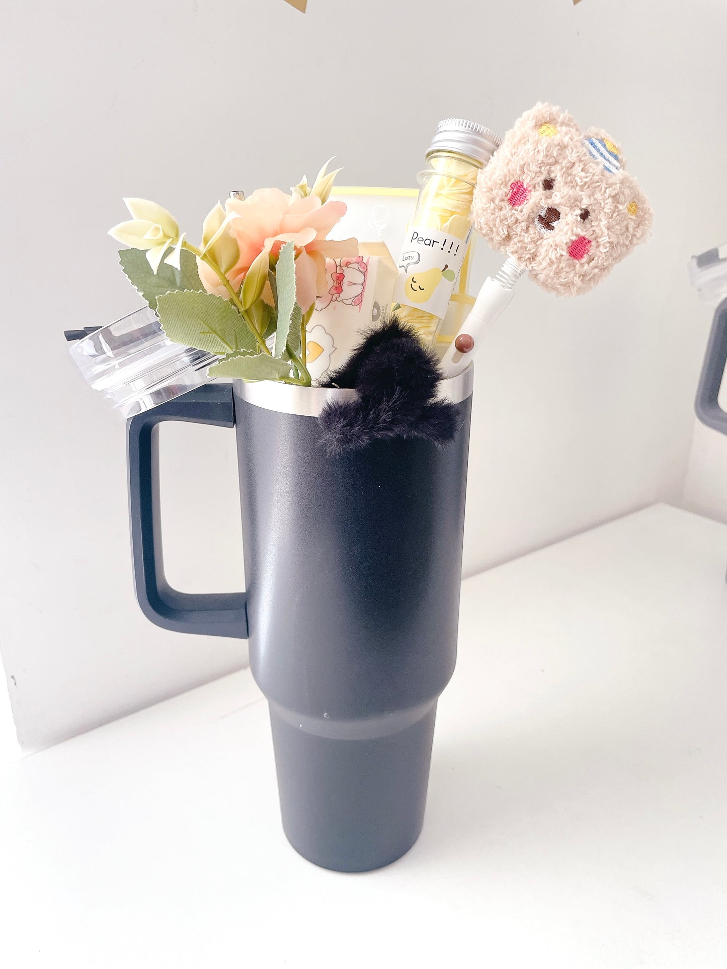 Sip & Bloom Tumbler Bouquet Gift