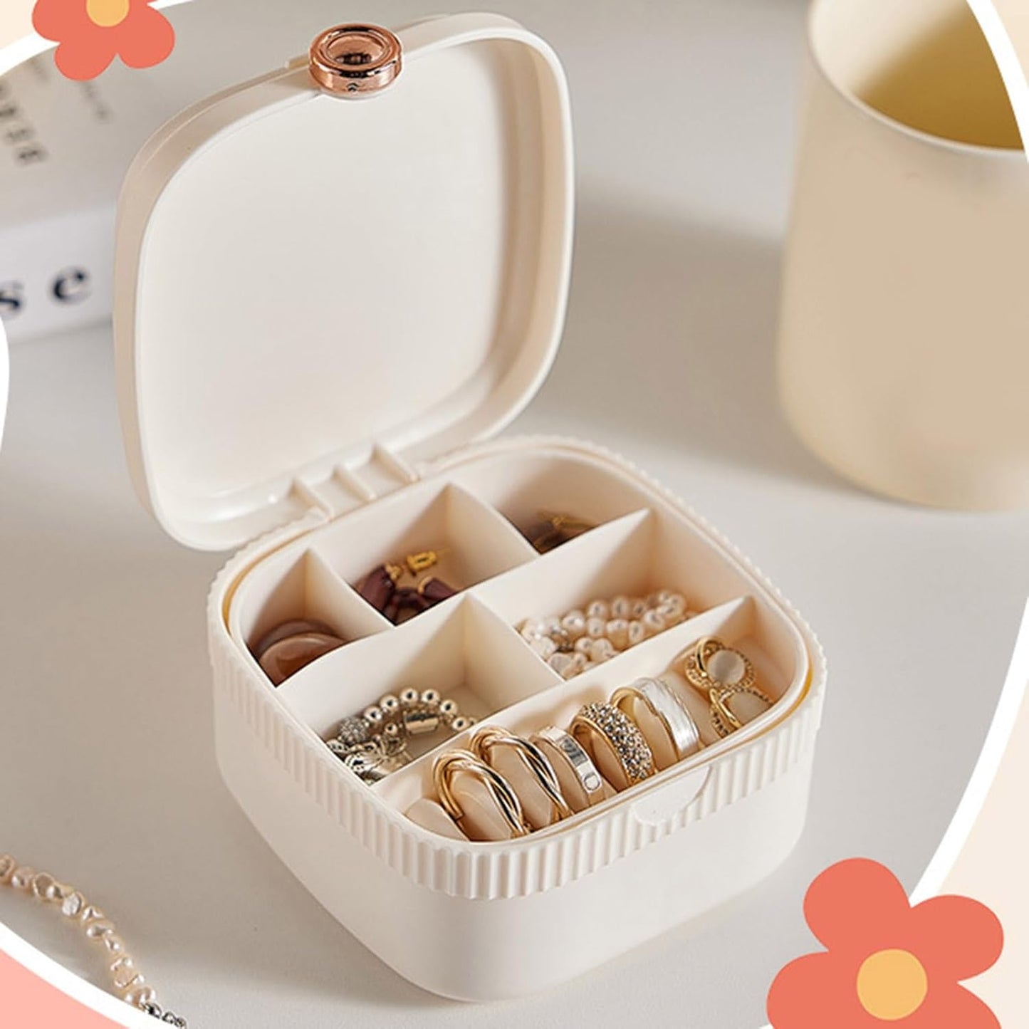 The Little Locket jewellery organiser with mirror