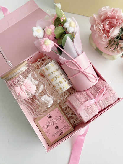 A Little Bit Lovely Gift Hamper