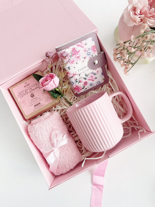 The Pretty Little Hamper