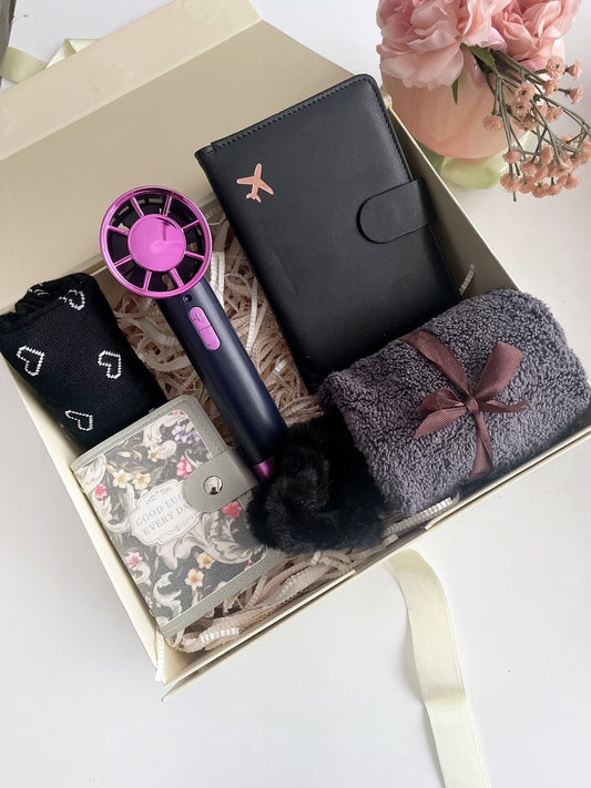 The Cozy Escape Hamper