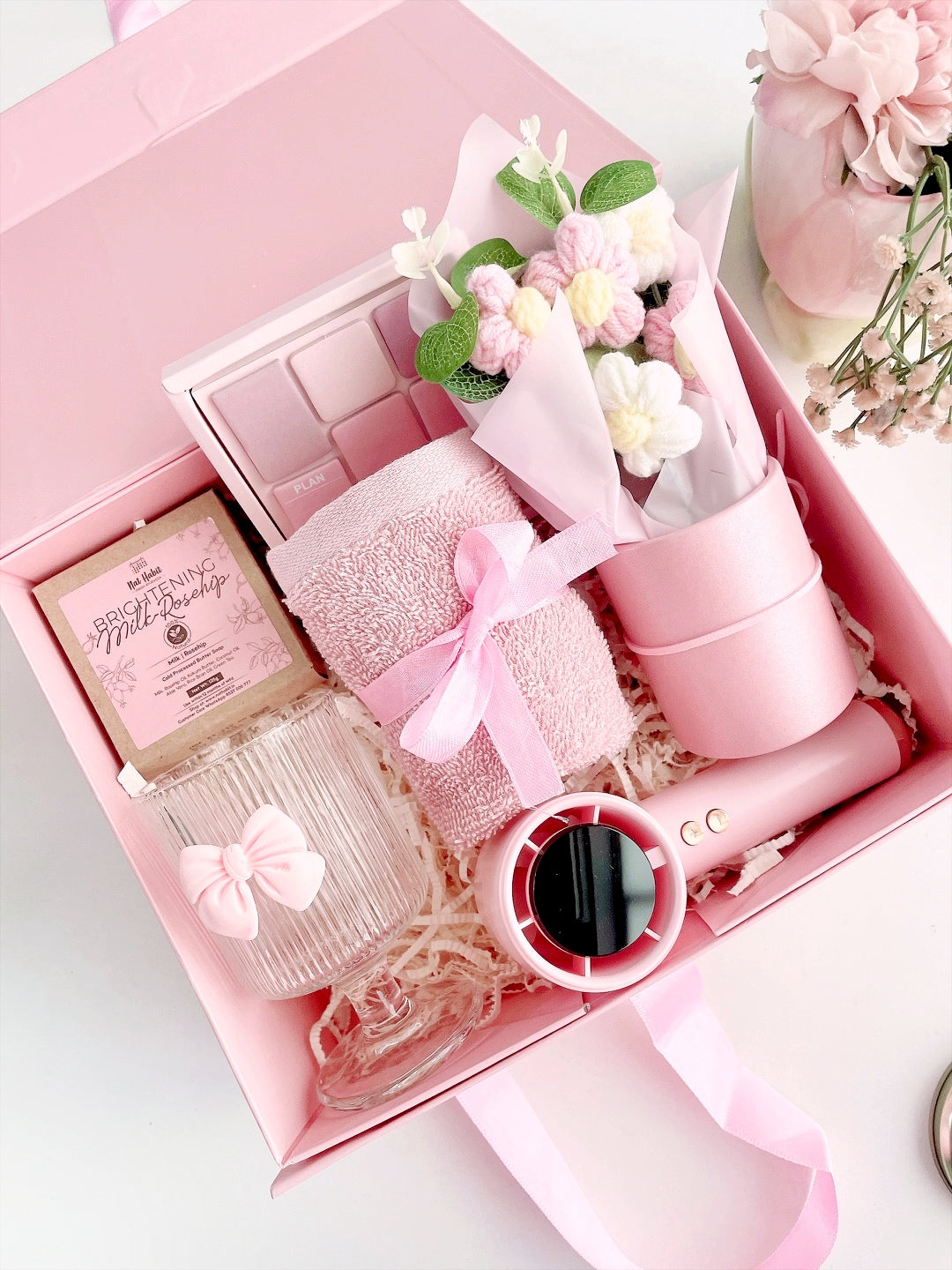 Pretty Little Things Gift Hamper