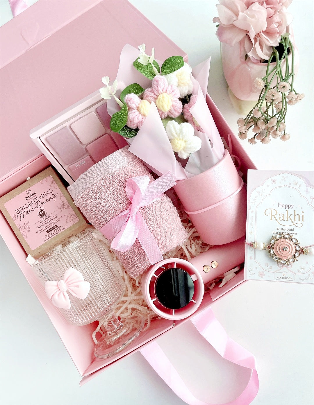 Pretty Little Things Gift Hamper