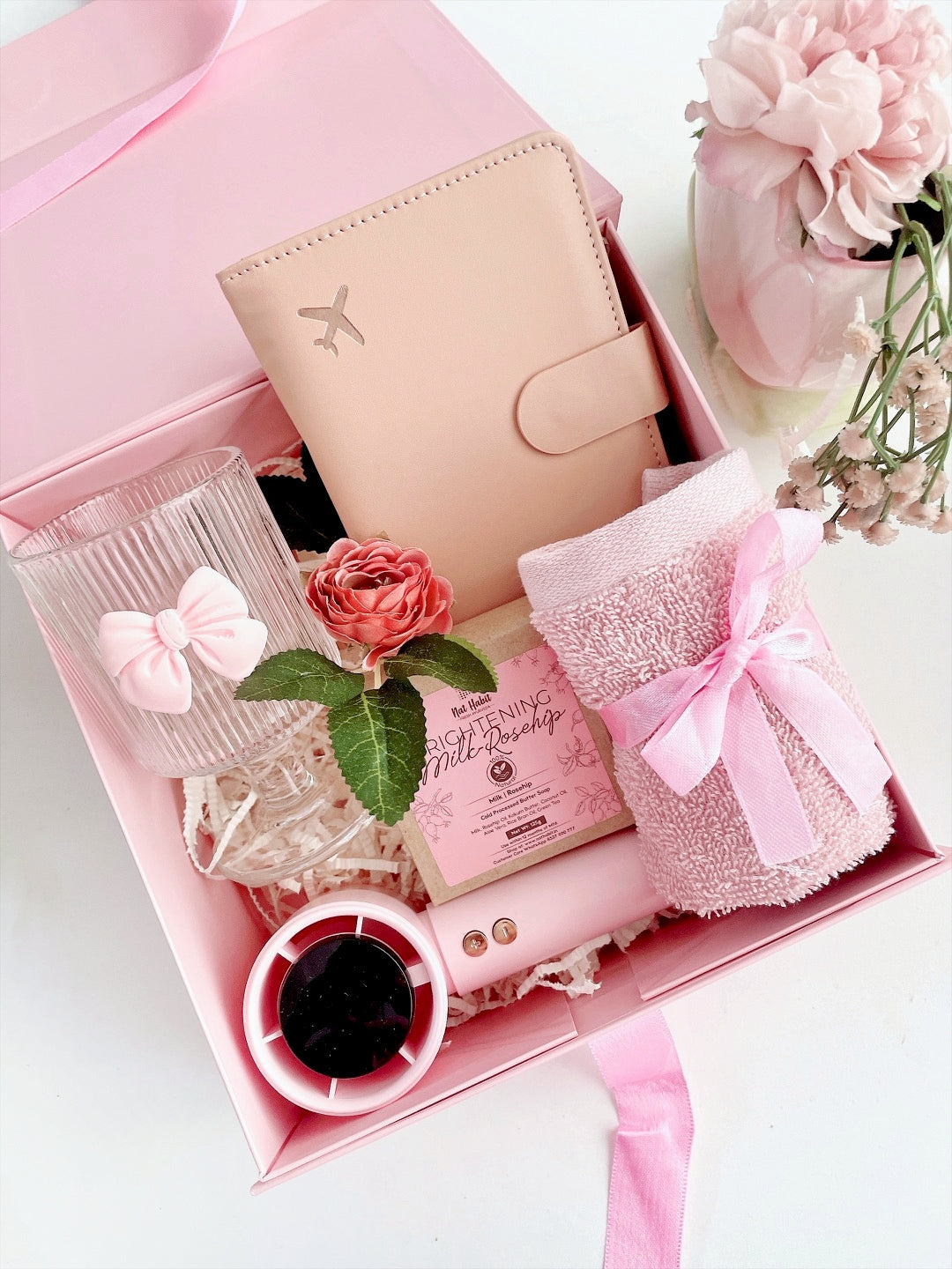 Pretty Pink Travel Gift Hamper