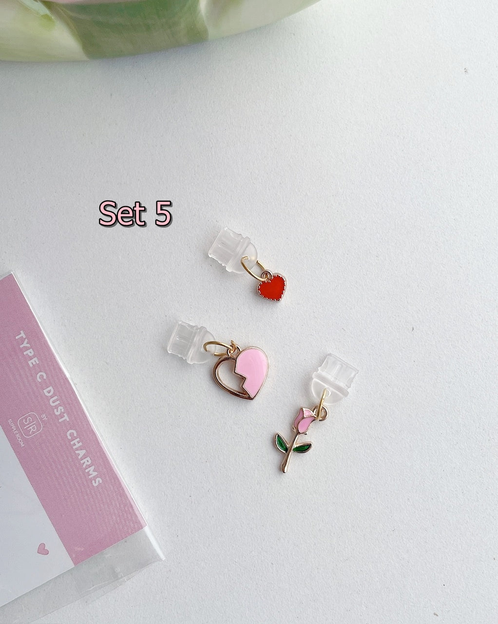 Heart Stopper Type-C Dust Plug Charm 🌸