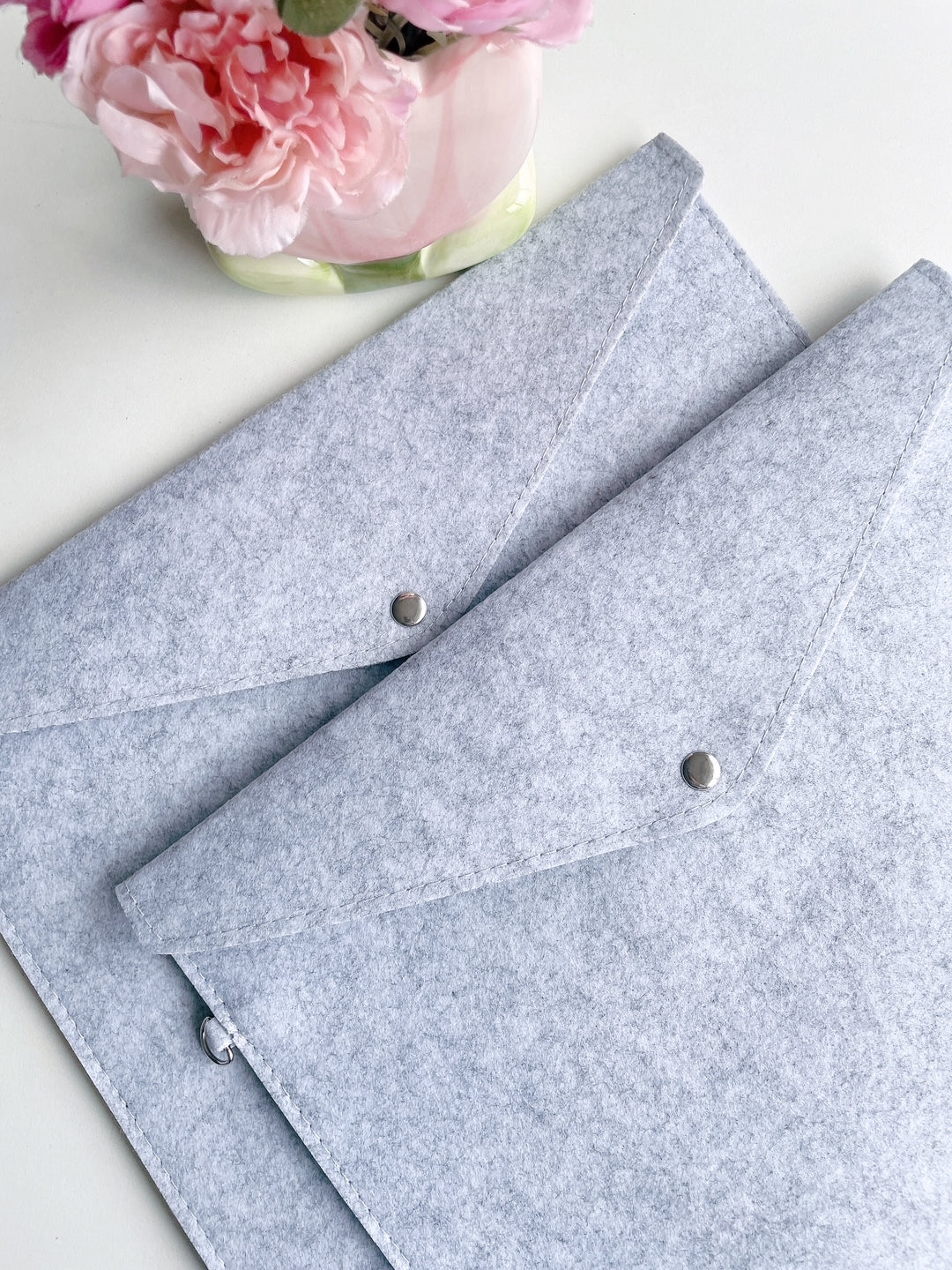 Minimal Felt Document Folder Set of 2 – Light Grey A4 Size