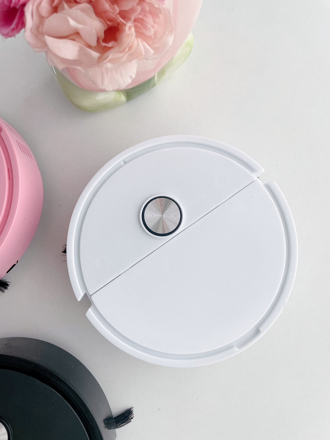 Little Helper Bot – Your Cute Floor Cleaning Buddy