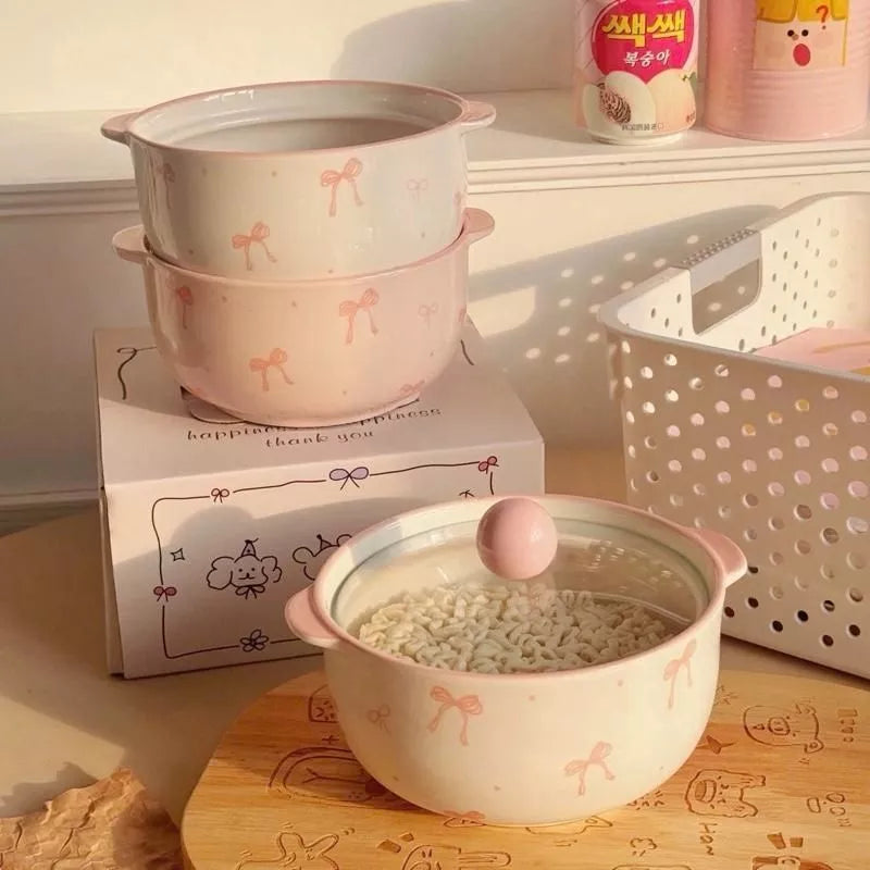 Sweet Bow Lidded Pot